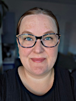 Photo of laboratory-side group member Anne Seppänen. Click to be directed to her UEF Connect profile.